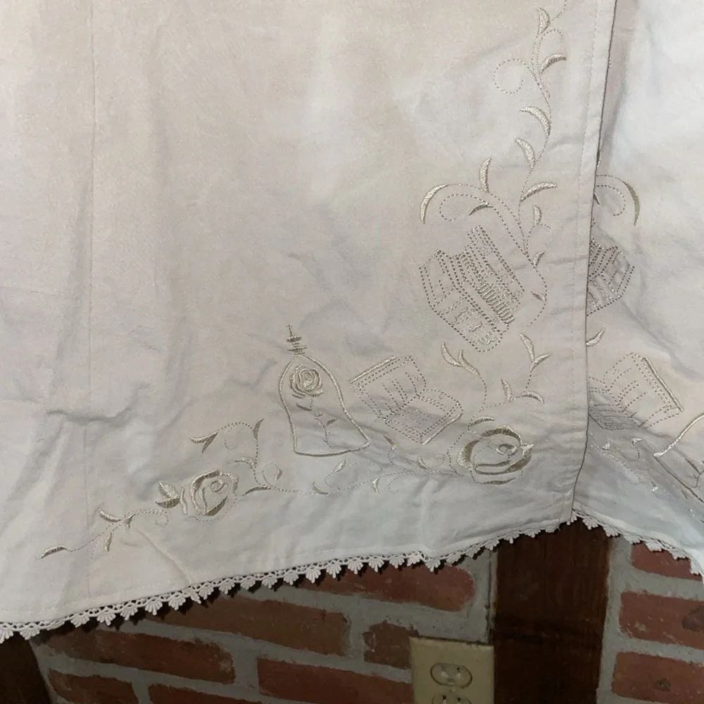 Broadway Torrid Disney “Beauty and the Beast Overcoat" NWT, size 5 - Picture 6 of 10